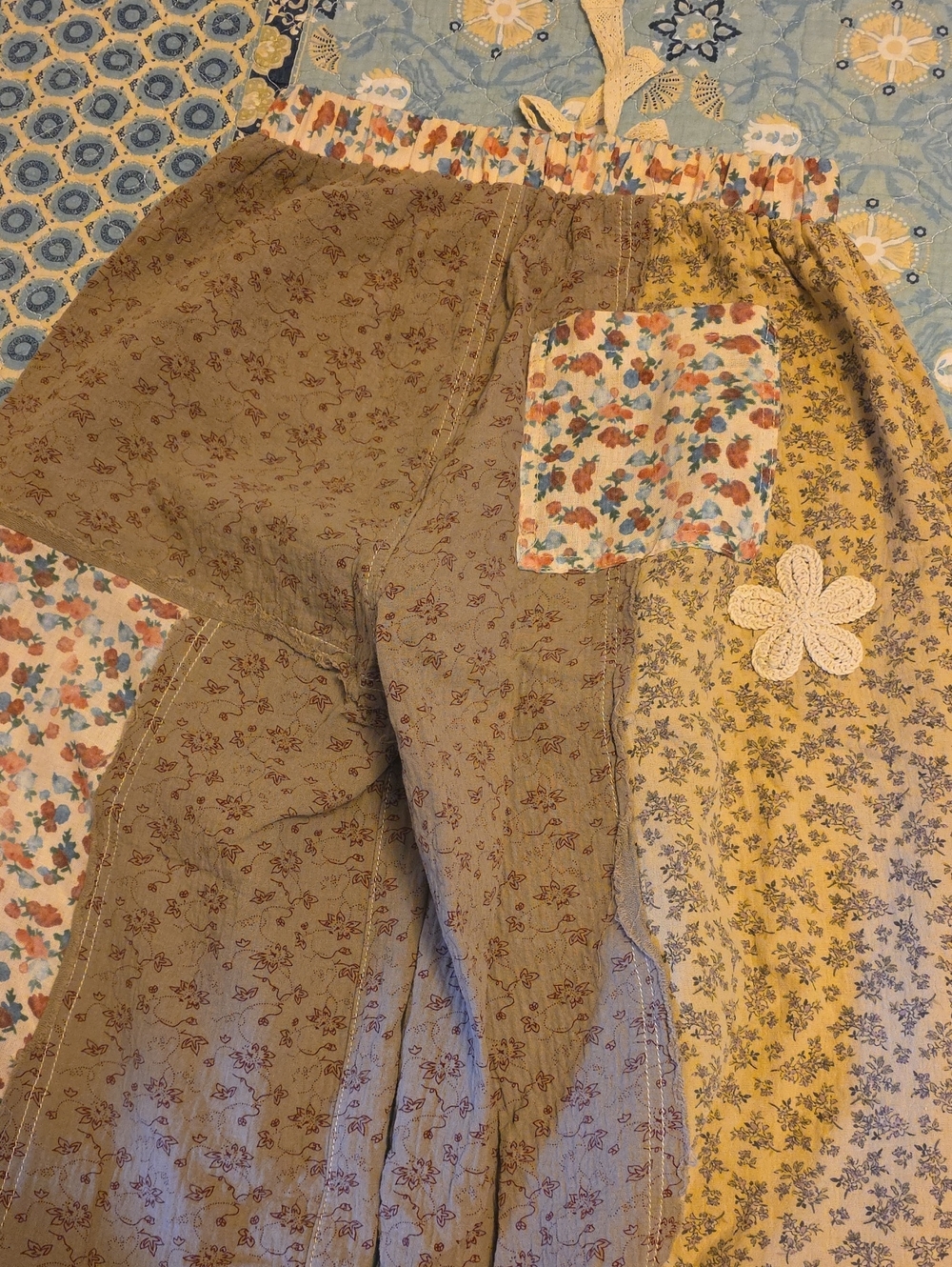 POL Boho Patchwork Floral Festival Pants - Picture 6 of 7